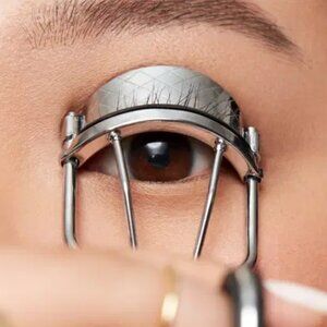 💮3/$15💮 Revlon Natural Eyelash Curler